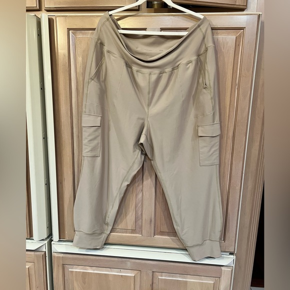 Old Navy Pants - OLD NAVY CARGO JOGGERS SZ.2X PLUS